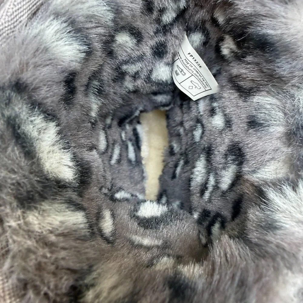 Koolaburra By UGG Victoria Mini Big Girls Youth Size 5 Gray Suede Leopard Lining